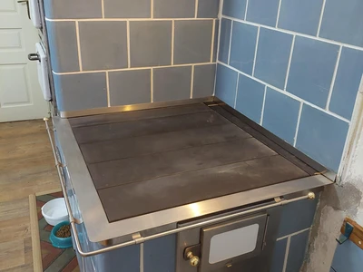 Kování na kachlová kamna